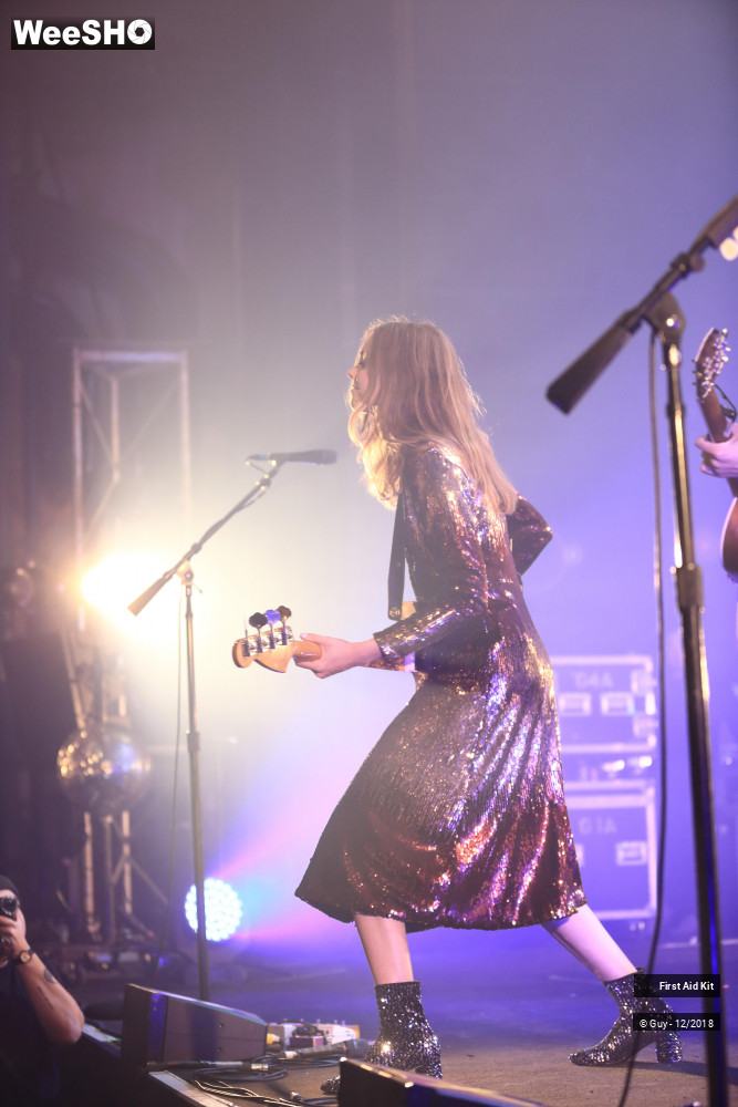 17/21 photos du spectacle First Aid Kit