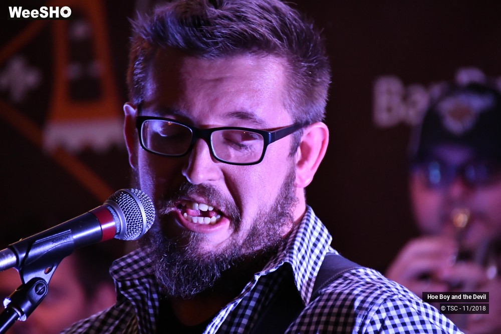 8/21 photos du spectacle Hoe Boy and the Devil
