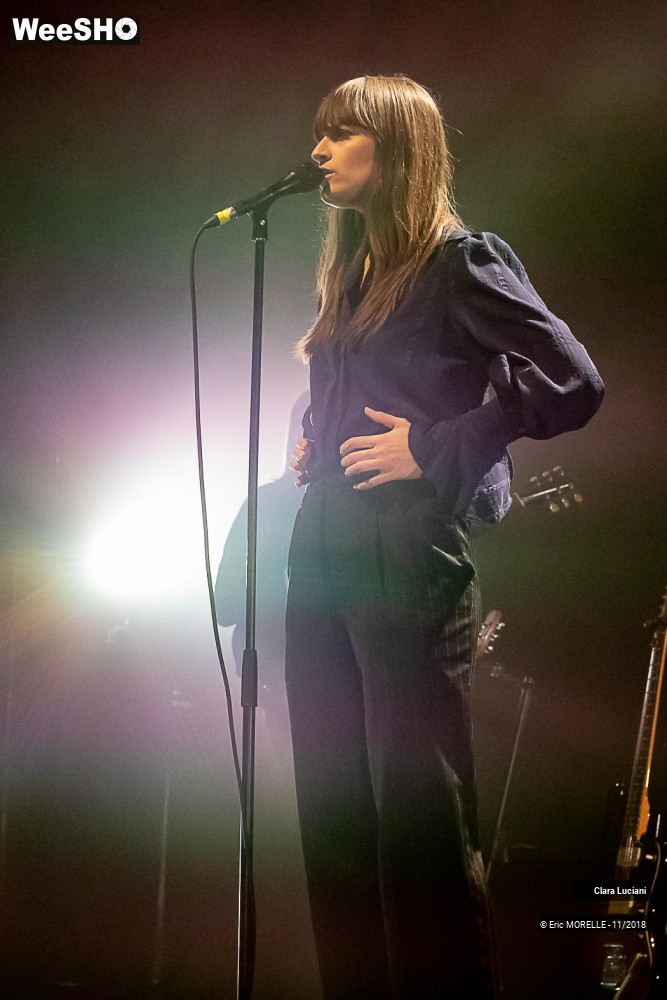 18/53 photos du spectacle Clara Luciani