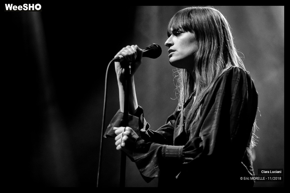36/53 photos du spectacle Clara Luciani