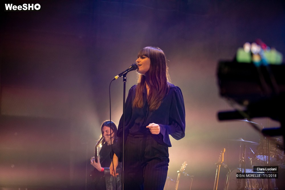 39/53 photos du spectacle Clara Luciani