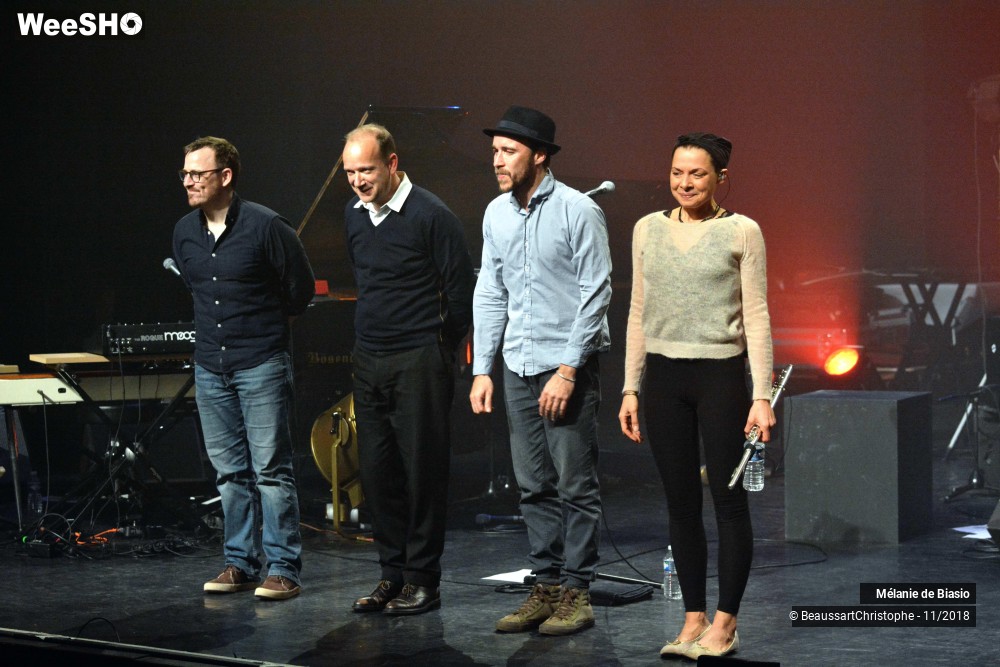 12/20 photos du spectacle Mélanie de Biasio