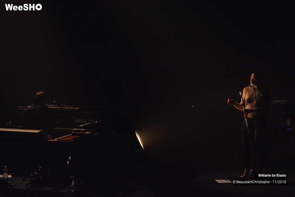 18/20 photos du spectacle Mélanie de Biasio