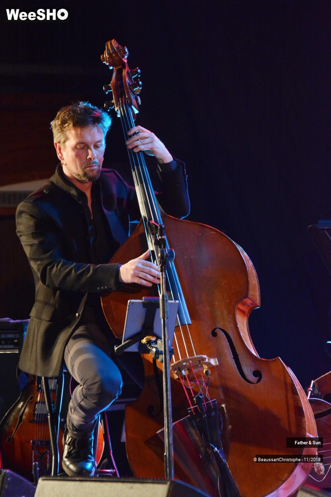 3/33 photos du spectacle Father & Sun