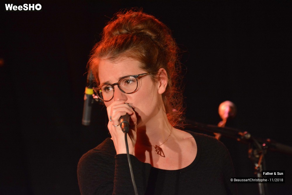 20/33 photos du spectacle Father & Sun