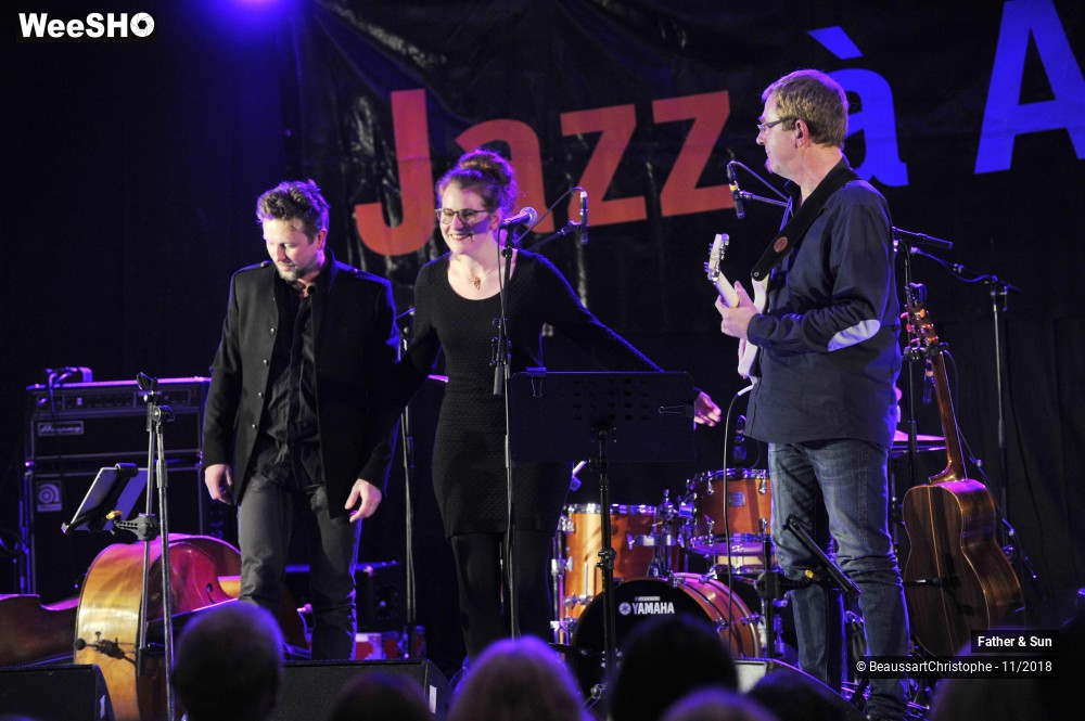 21/33 photos du spectacle Father & Sun