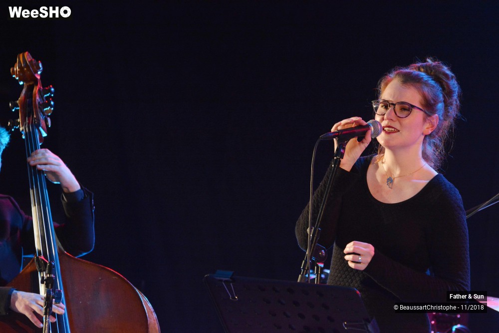 30/33 photos du spectacle Father & Sun