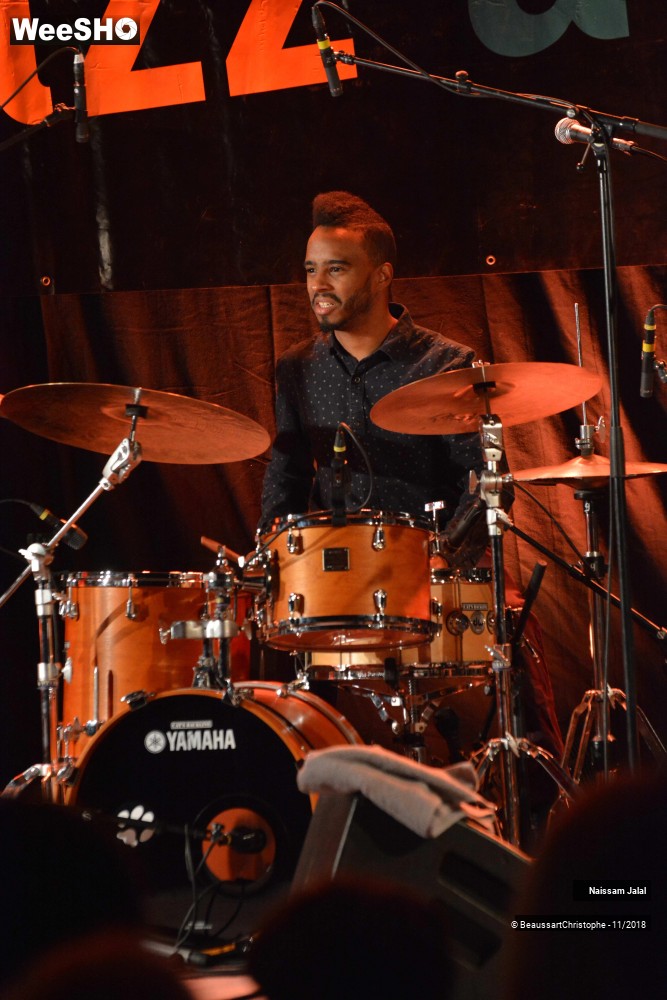 15/41 photos du spectacle Naissam Jalal & Rythms of  Resistance