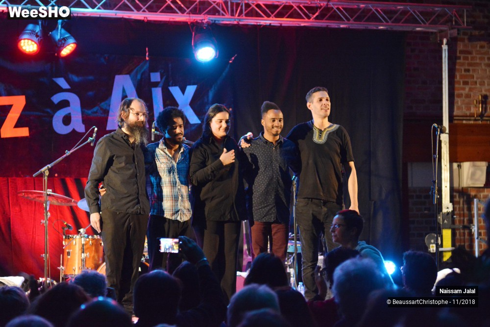 40/41 photos du spectacle Naissam Jalal & Rythms of  Resistance