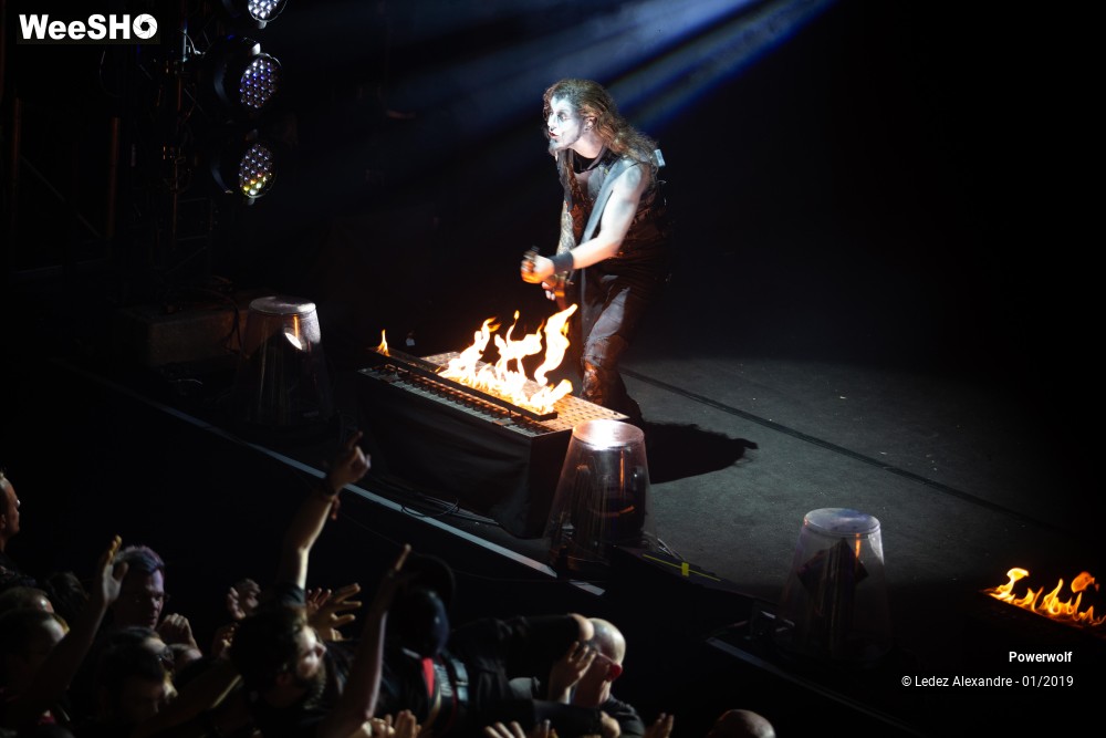 29/36 photos du spectacle Powerwolf