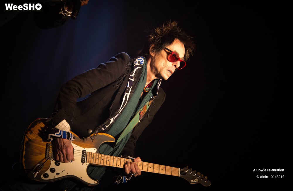 21/24 photos du spectacle A Bowie celebration