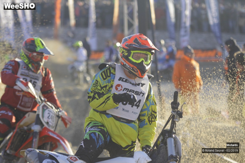 6/50 photos du spectacle Portraits et regards en course