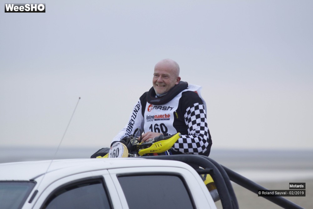 20/50 photos du spectacle Portraits et regards en course