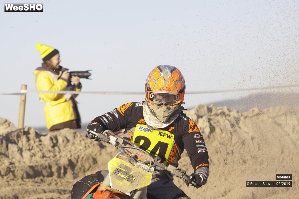 21/50 photos du spectacle Portraits et regards en course