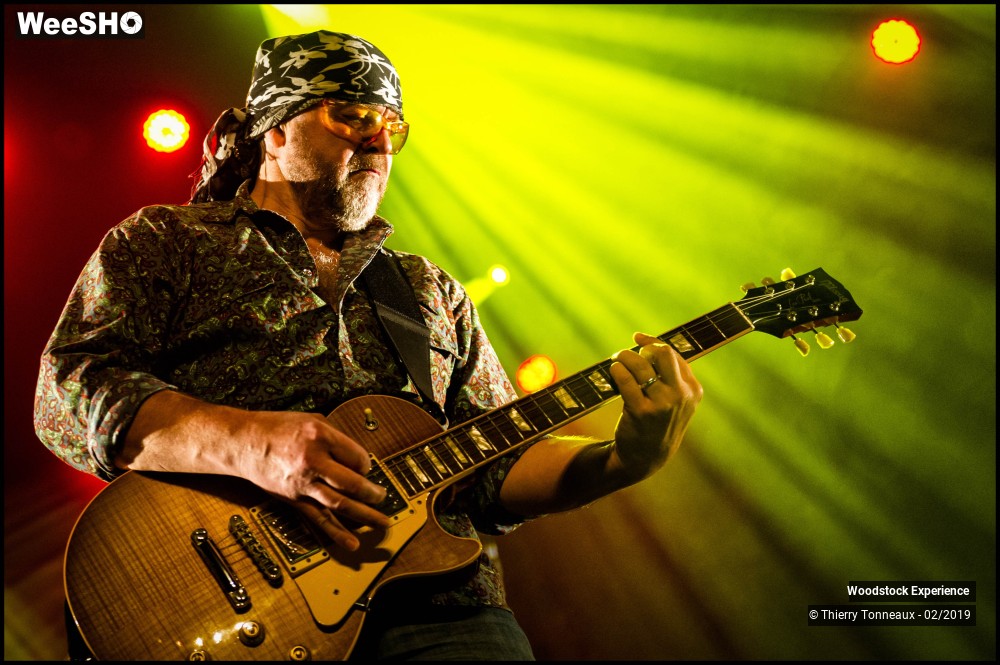 53/70 photos du spectacle Woodstock Experience