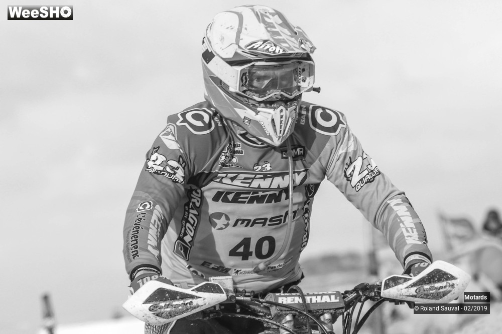 30/46 photos du spectacle regard black and white