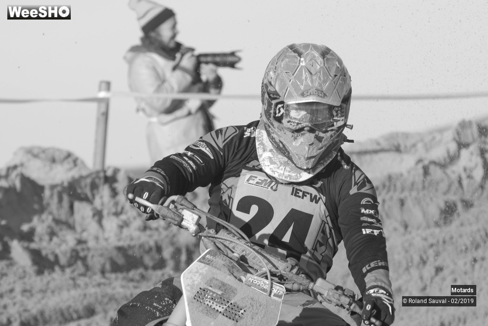 40/46 photos du spectacle regard black and white