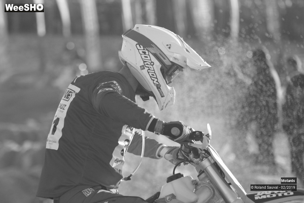 43/46 photos du spectacle regard black and white