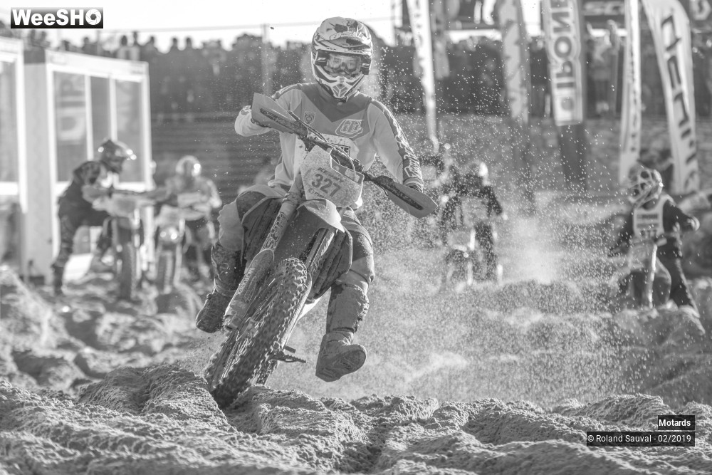 45/46 photos du spectacle regard black and white