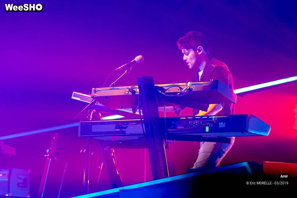 48/52 photos du spectacle Amir