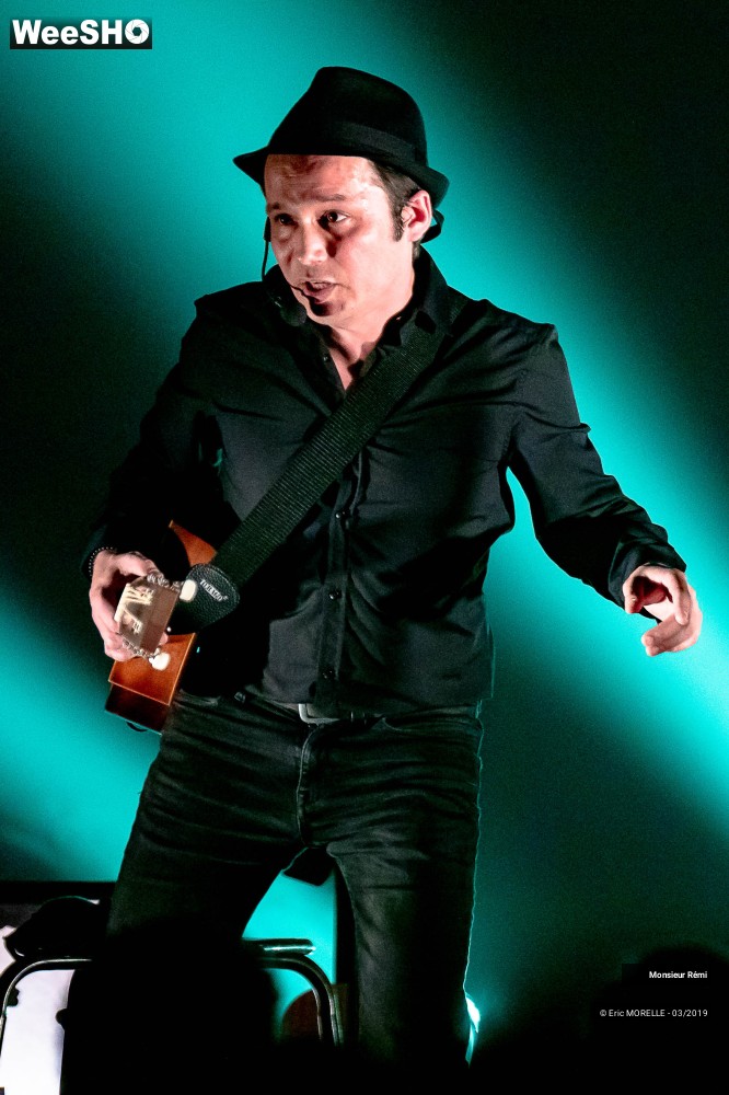 4/50 photos du spectacle Mr Rémi