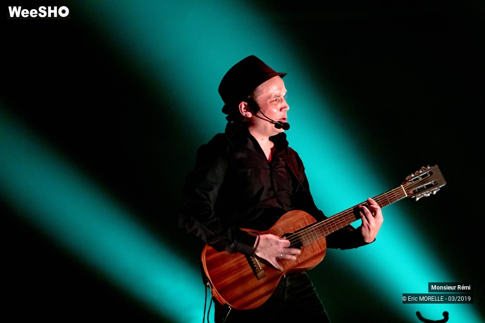 6/50 photos du spectacle Mr Rémi