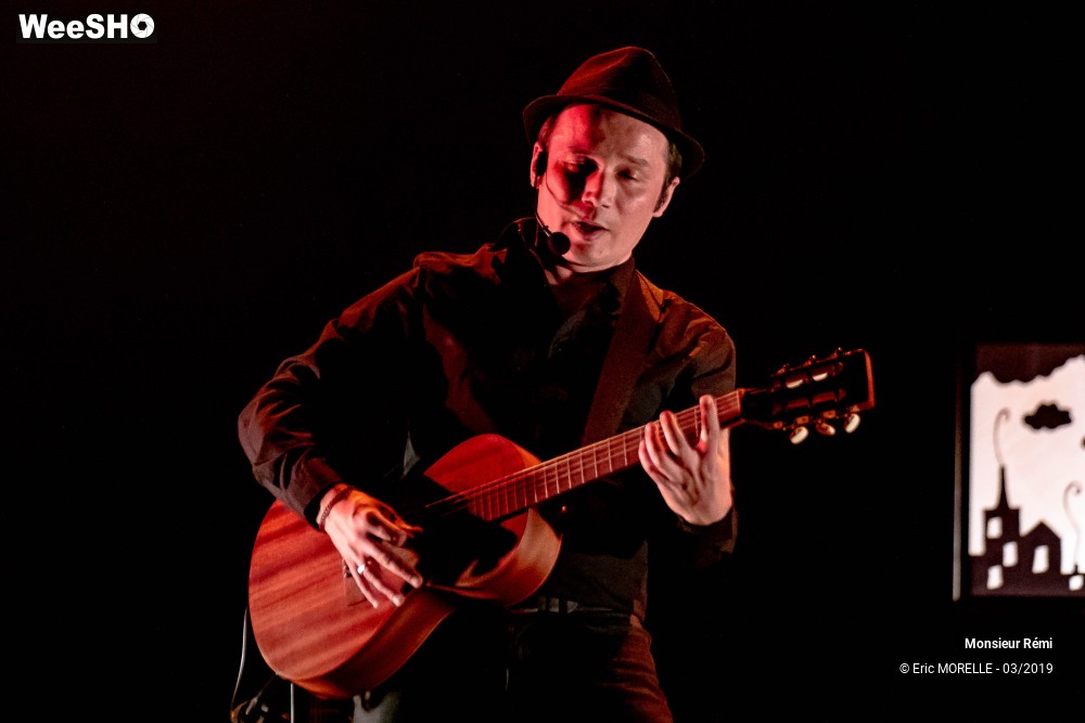 47/50 photos du spectacle Mr Rémi