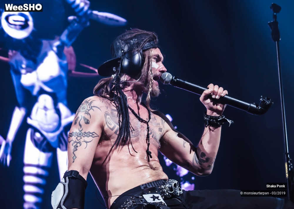 18/23 photos du spectacle Shaka Ponk