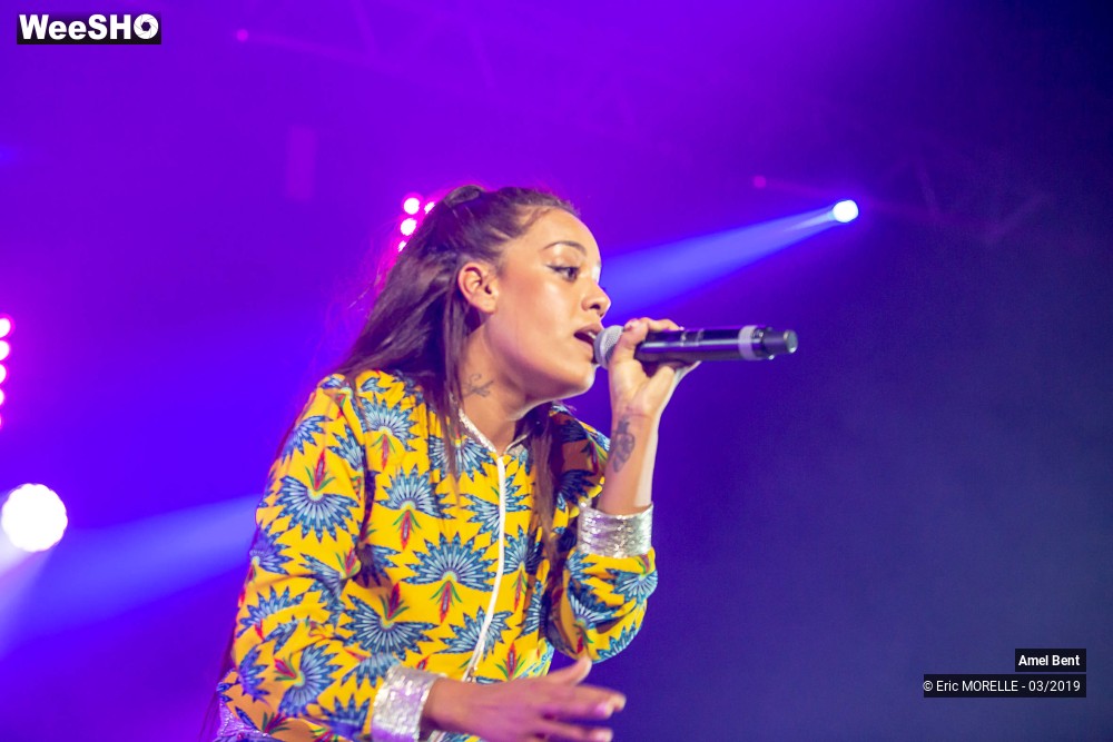 25/51 photos du spectacle Amel Bent