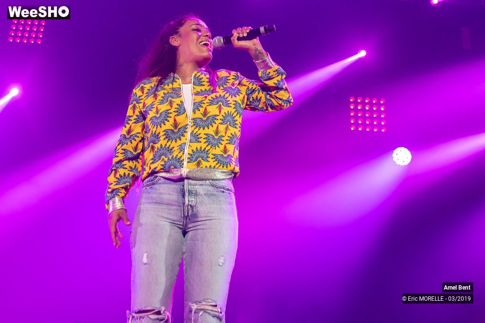 50/51 photos du spectacle Amel Bent