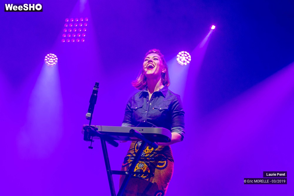 12/41 photos du spectacle Laurie Peret