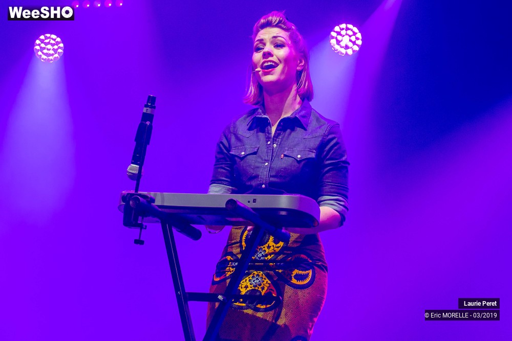 16/41 photos du spectacle Laurie Peret