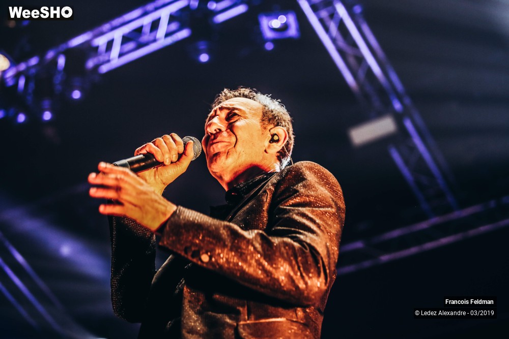 21/28 photos du spectacle François Feldman