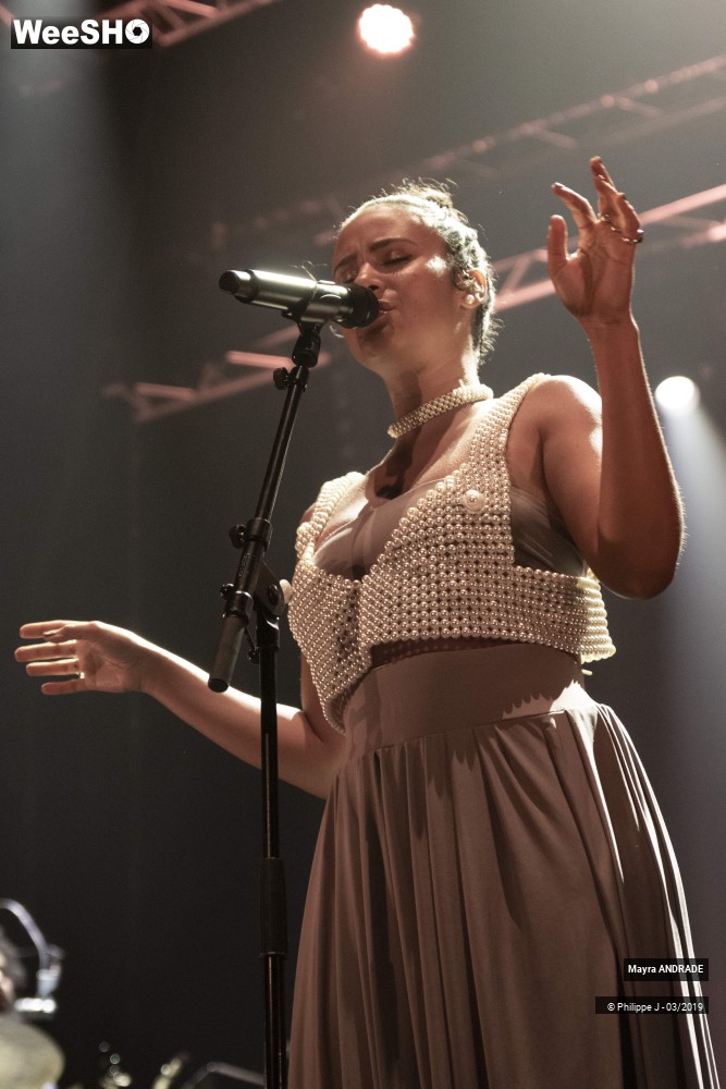 7/16 photos du spectacle Mayra Andrade