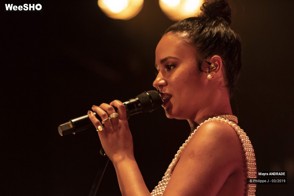 11/16 photos du spectacle Mayra Andrade