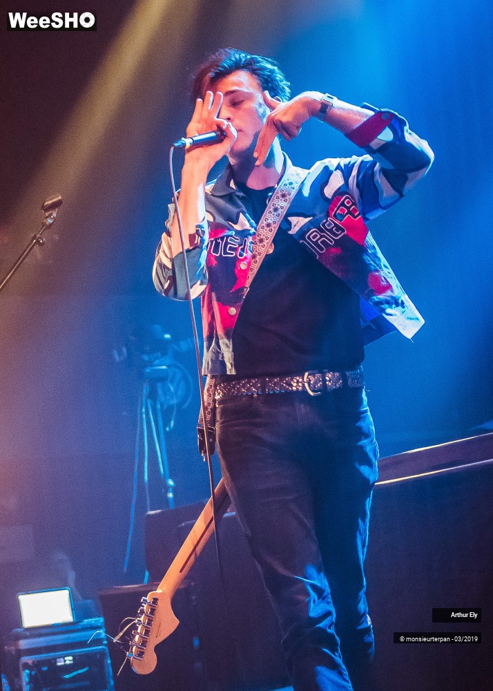 29/31 photos du spectacle Arthur Ely