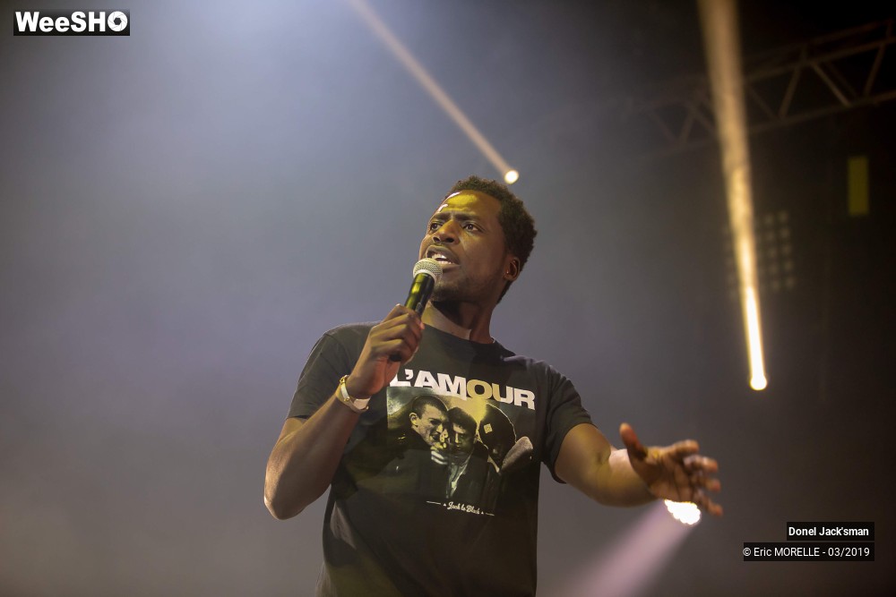 14/32 photos du spectacle Donel Jack'sman
