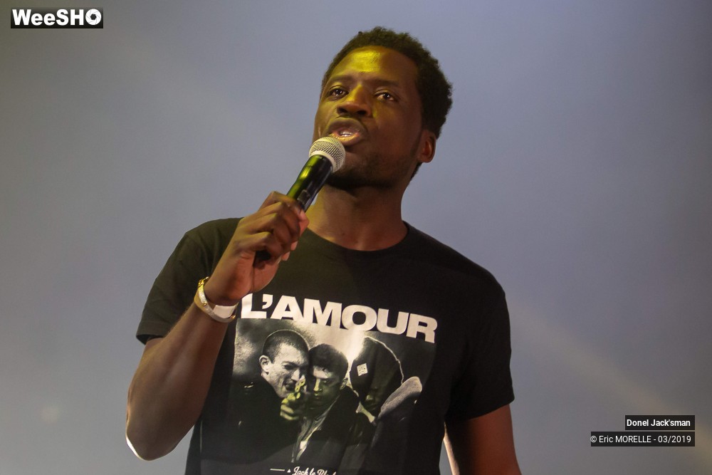 21/32 photos du spectacle Donel Jack'sman