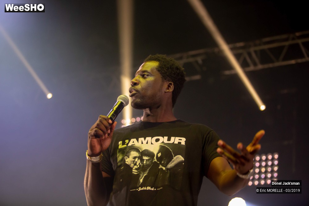 25/32 photos du spectacle Donel Jack'sman