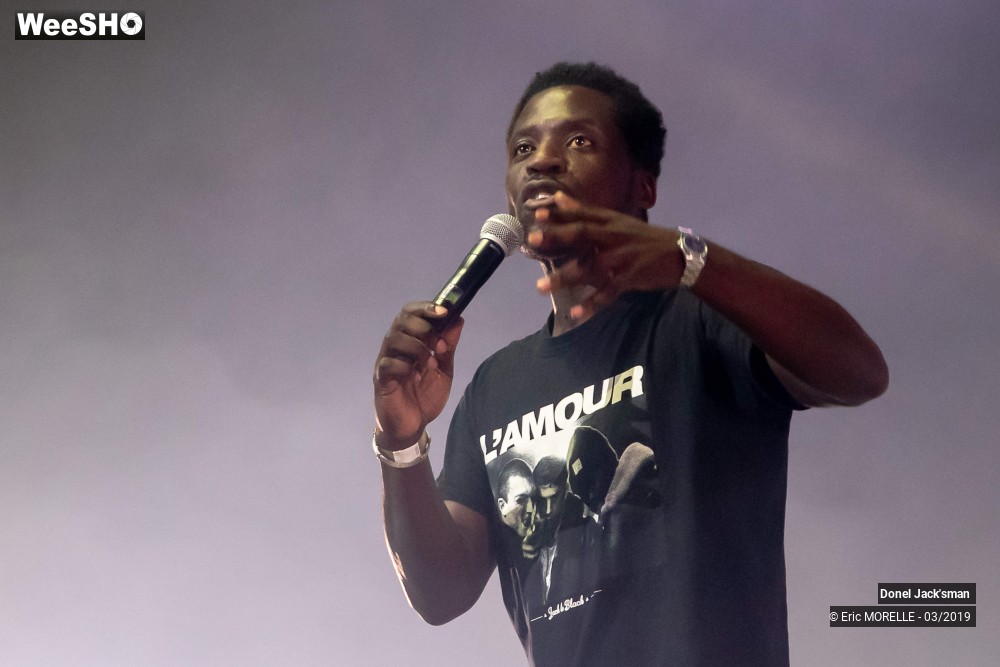 27/32 photos du spectacle Donel Jack'sman