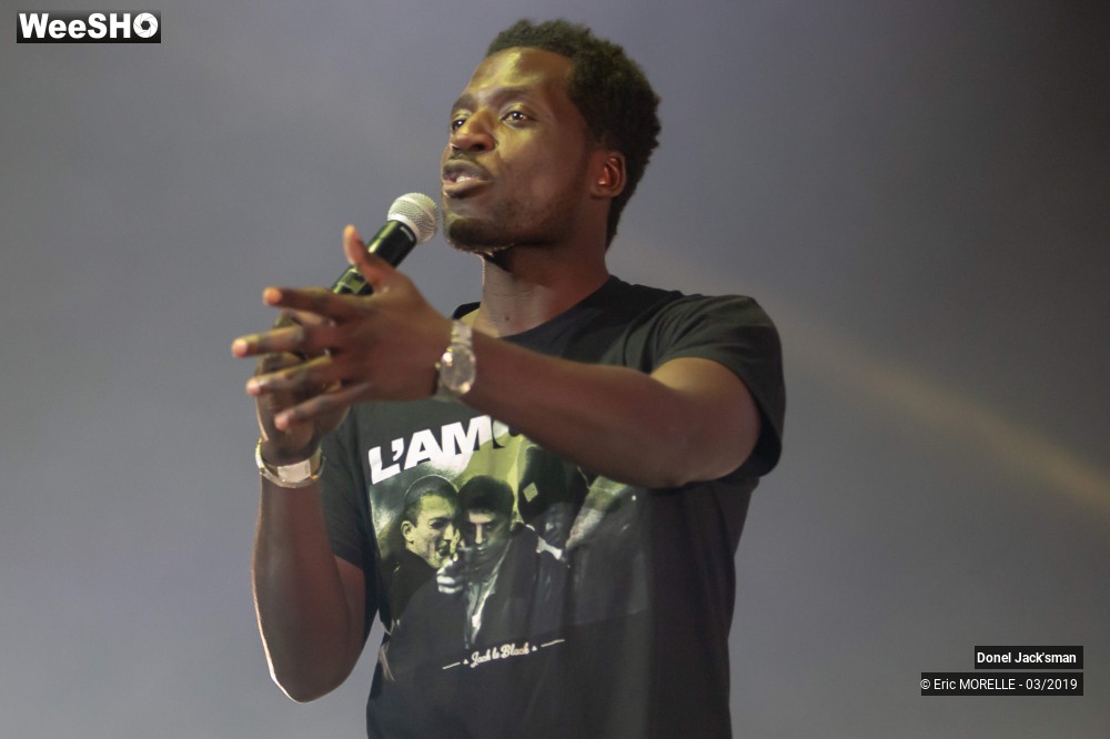 29/32 photos du spectacle Donel Jack'sman