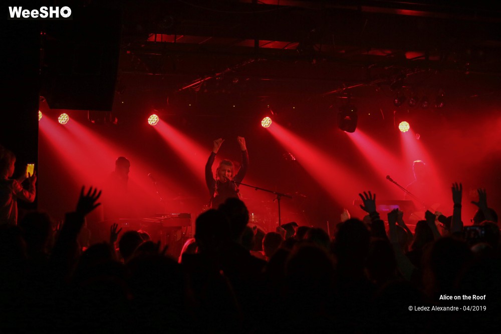 1/17 photos du spectacle Alice on the roof 