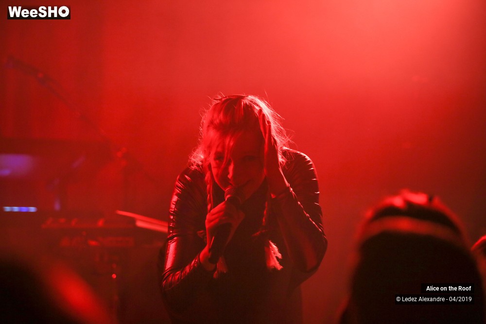 12/17 photos du spectacle Alice on the roof 