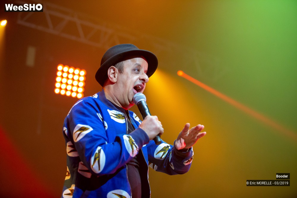 25/48 photos du spectacle Booder