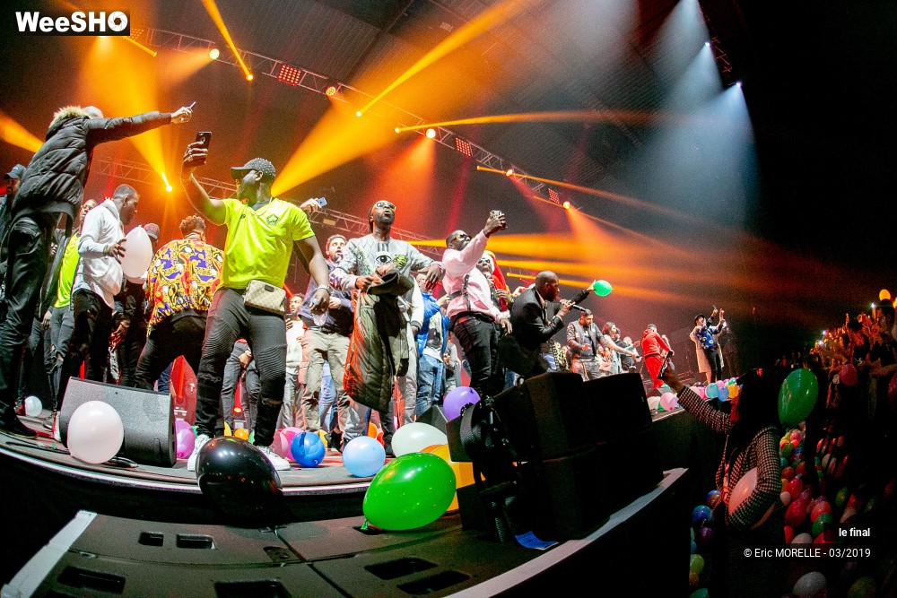 6/48 photos du spectacle le final