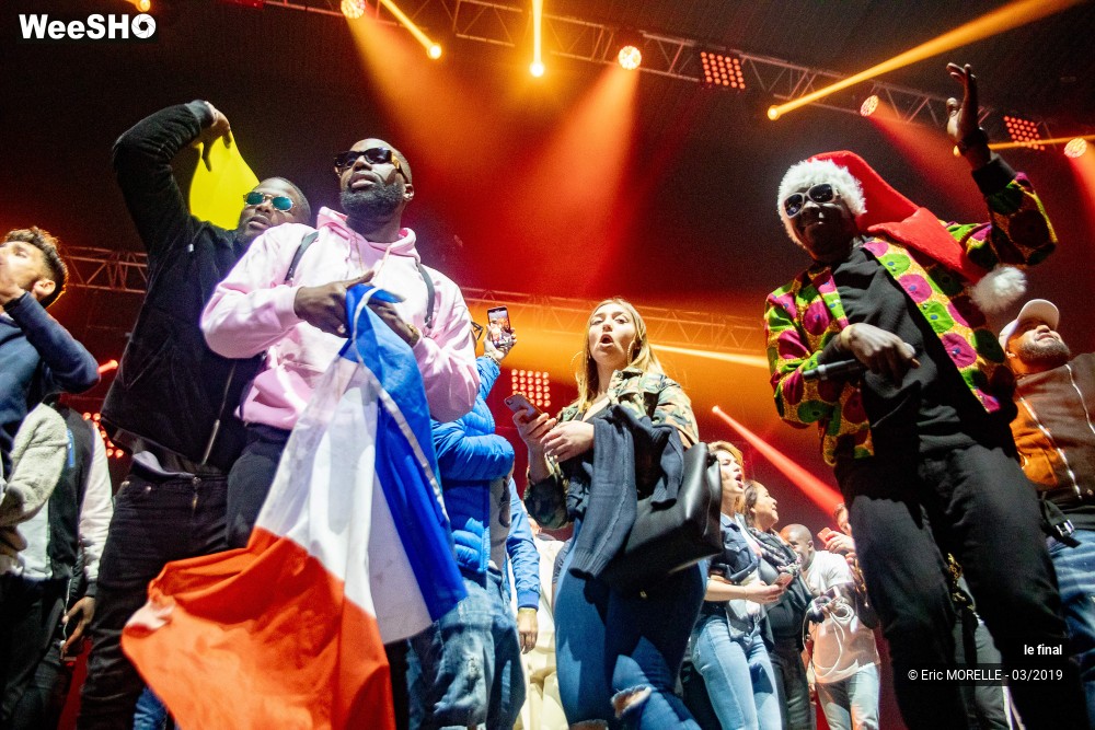 9/48 photos du spectacle le final