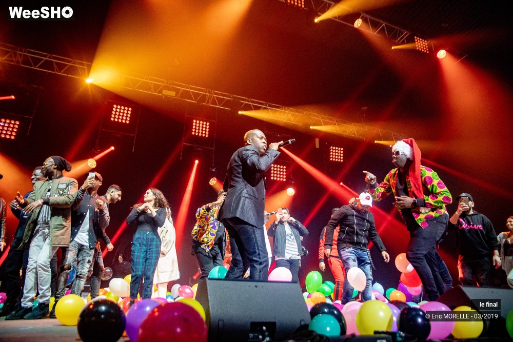 11/48 photos du spectacle le final