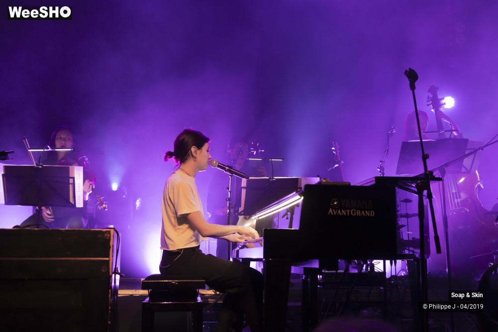 3/15 photos du spectacle Soap&Skin