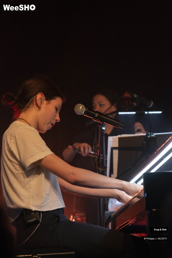 4/15 photos du spectacle Soap&Skin