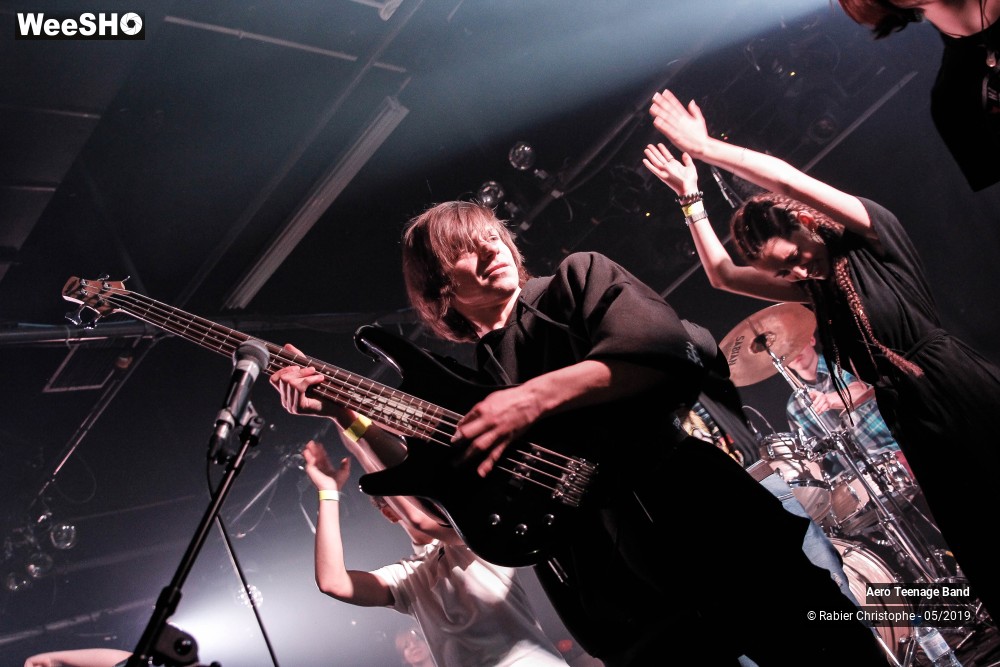 48/50 photos du spectacle Aero Teenage Band